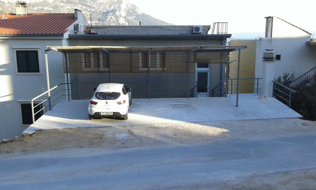 Apartment Nevena Omiš Eksteriør bilde